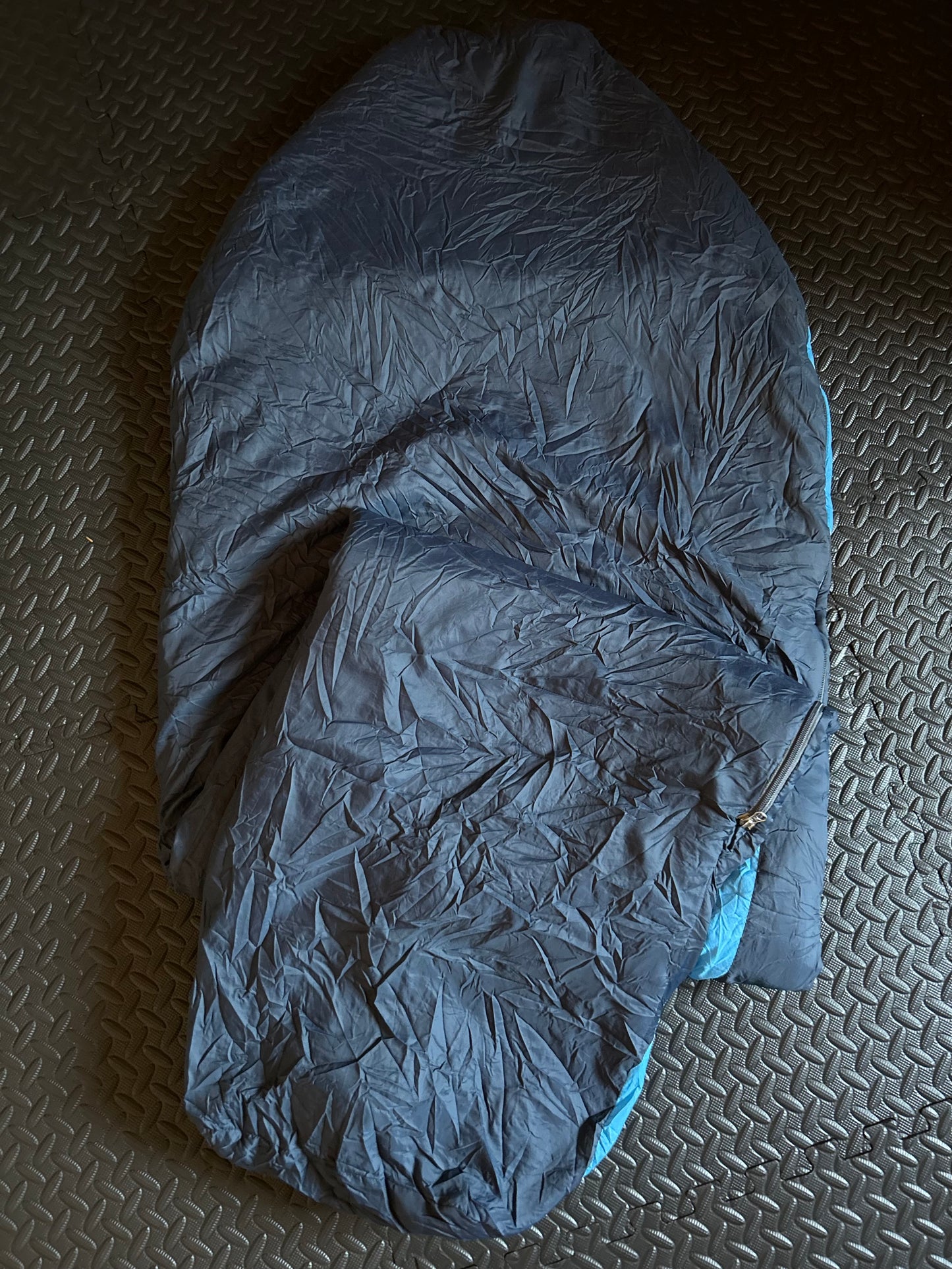 Sac de couchage quechua d’occasion 5 degrés ultralight. Taille L