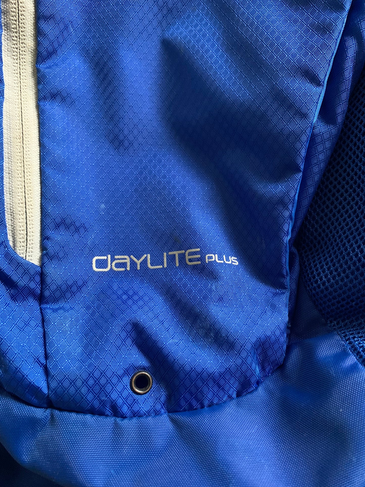 Sac à dos osprey Daylite plus d’occasion. 20 litres