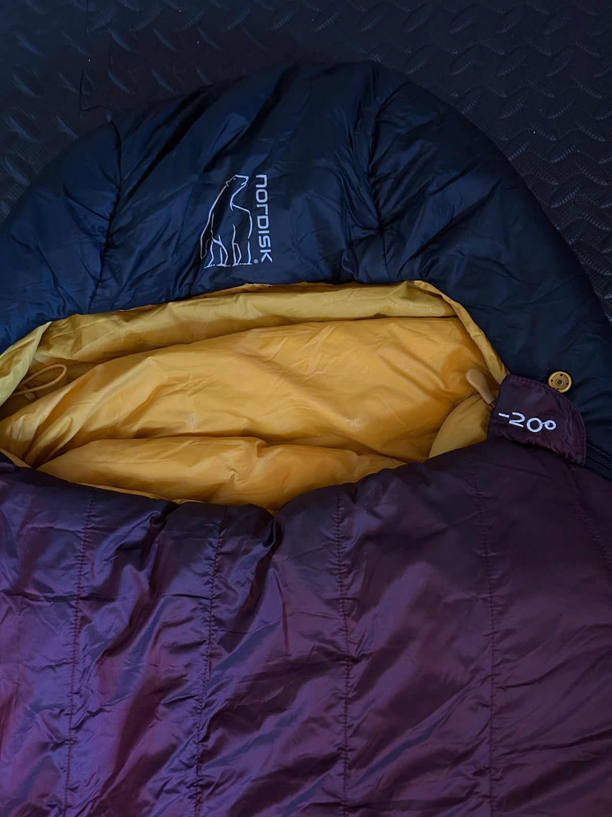 Sac de couchage Nordisk -20 degrés d’occasion.