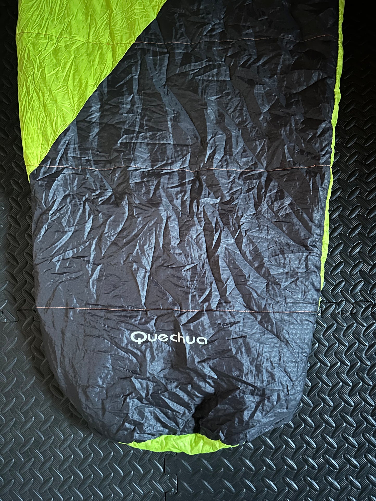 Sac de couchage quechua 5 degrés light d’occasion. Taille XL