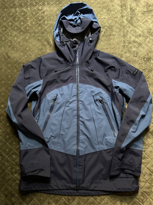 Veste imperméable forclaz MT500 d’occasion pour femmes. Taille M