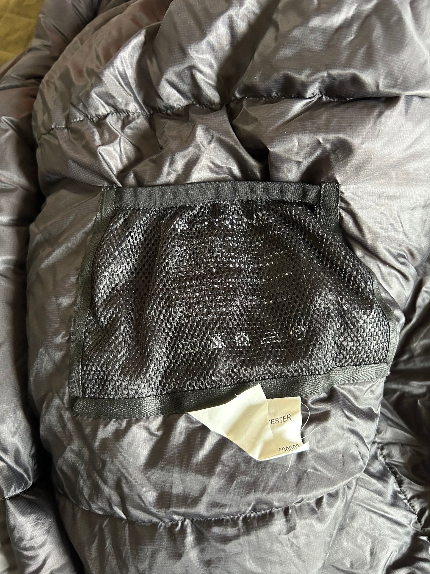 Sac de couchage Pyrenex Prolight 800 d’occasion en plumes.