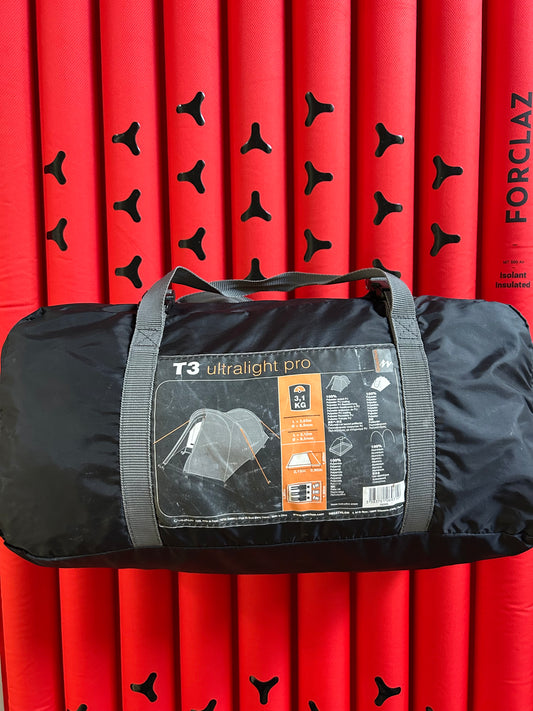 Tente quechua ultralight pro 3 personnes d’occasion à vendre.