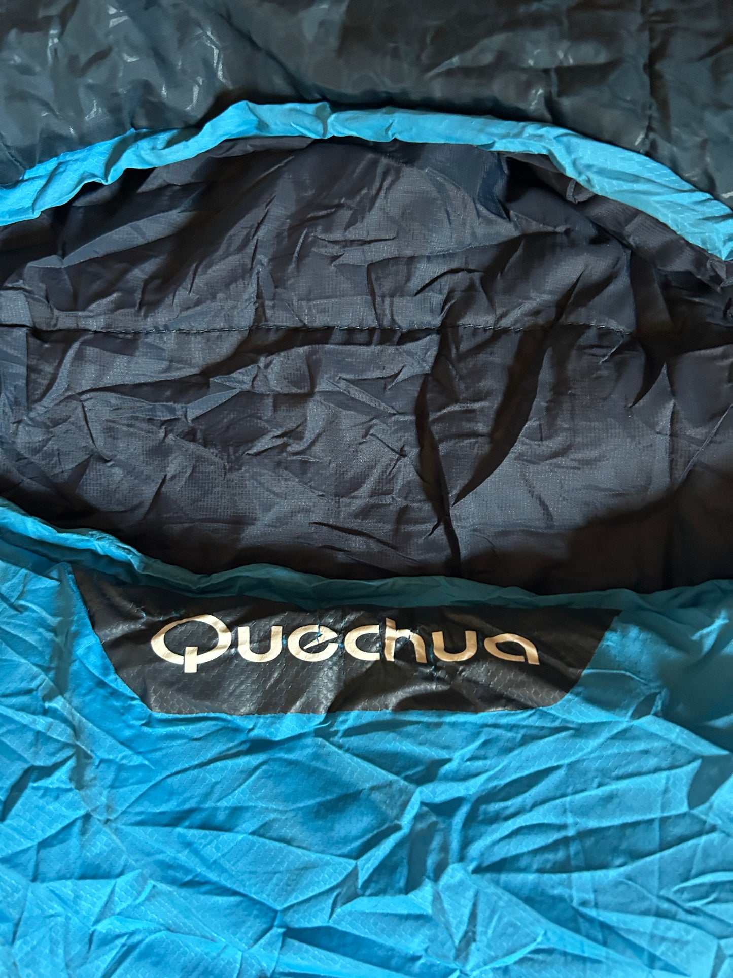 Sac de couchage quechua 5 degrés d’occasion. Taille M