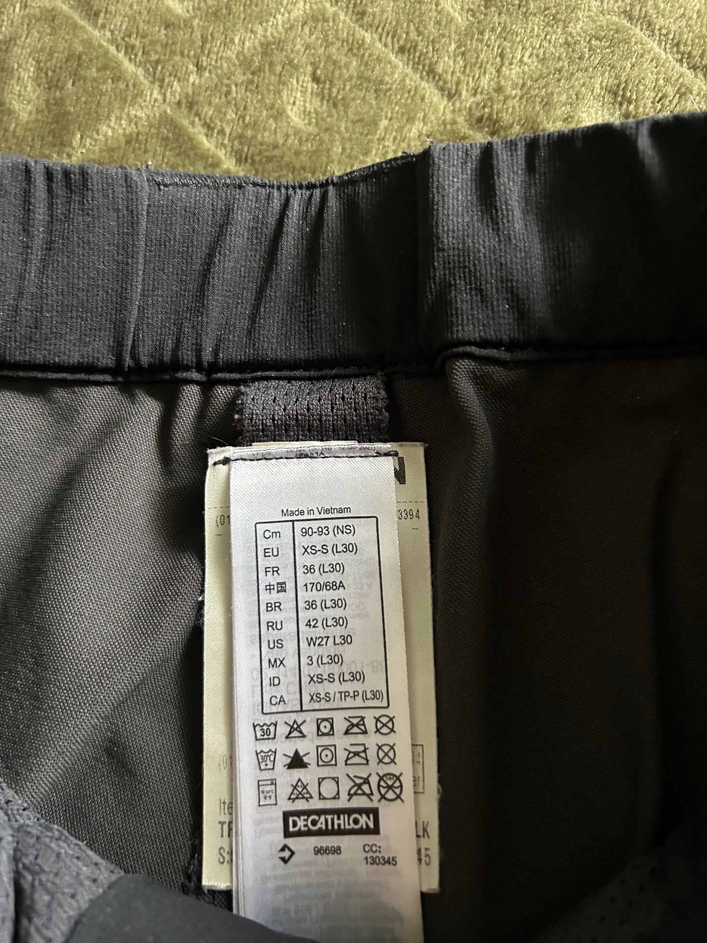 Pantalon forclaz MT900 d’occasion pour femmes. Taille XS/S