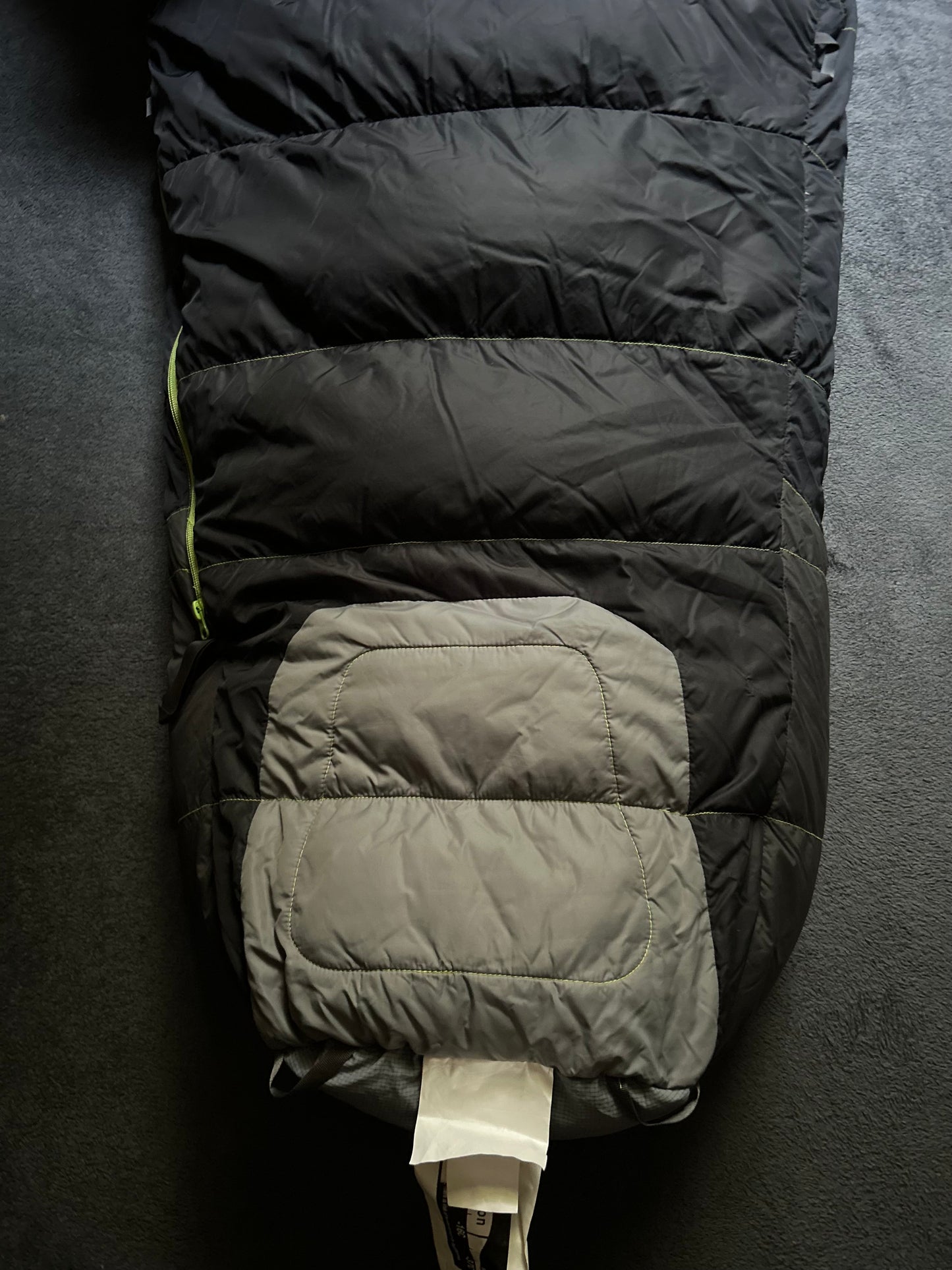 Sac de couchage the North face en plumes d’occasion. Taille M