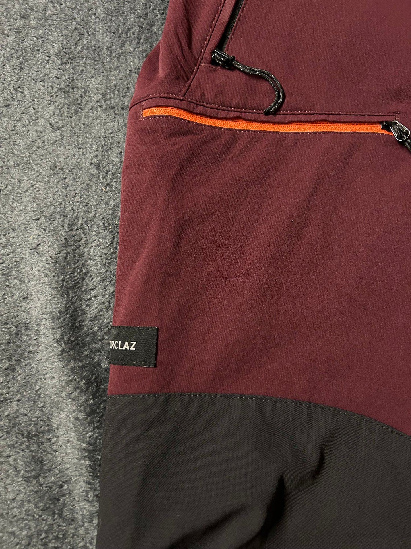 Pantalon forclaz MT900 d’occasion pour femmes. Taille S/M