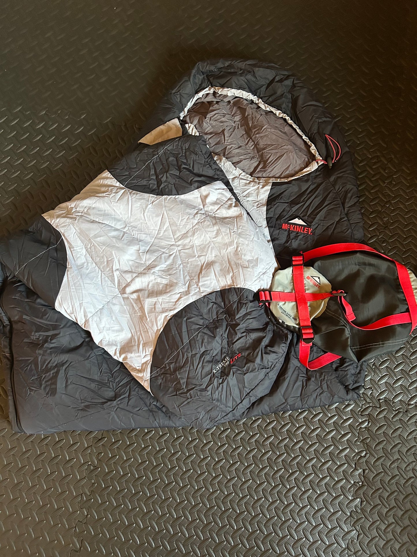 Sac de couchage McKinley d’occasion X treme lite 900.