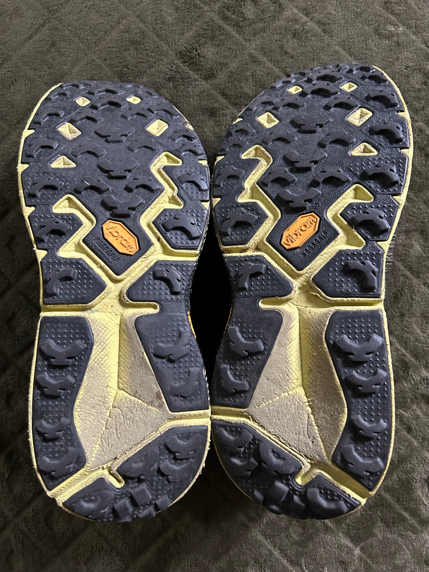 Baskets Hoka Evo d’occasion pour hommes. Taille 44