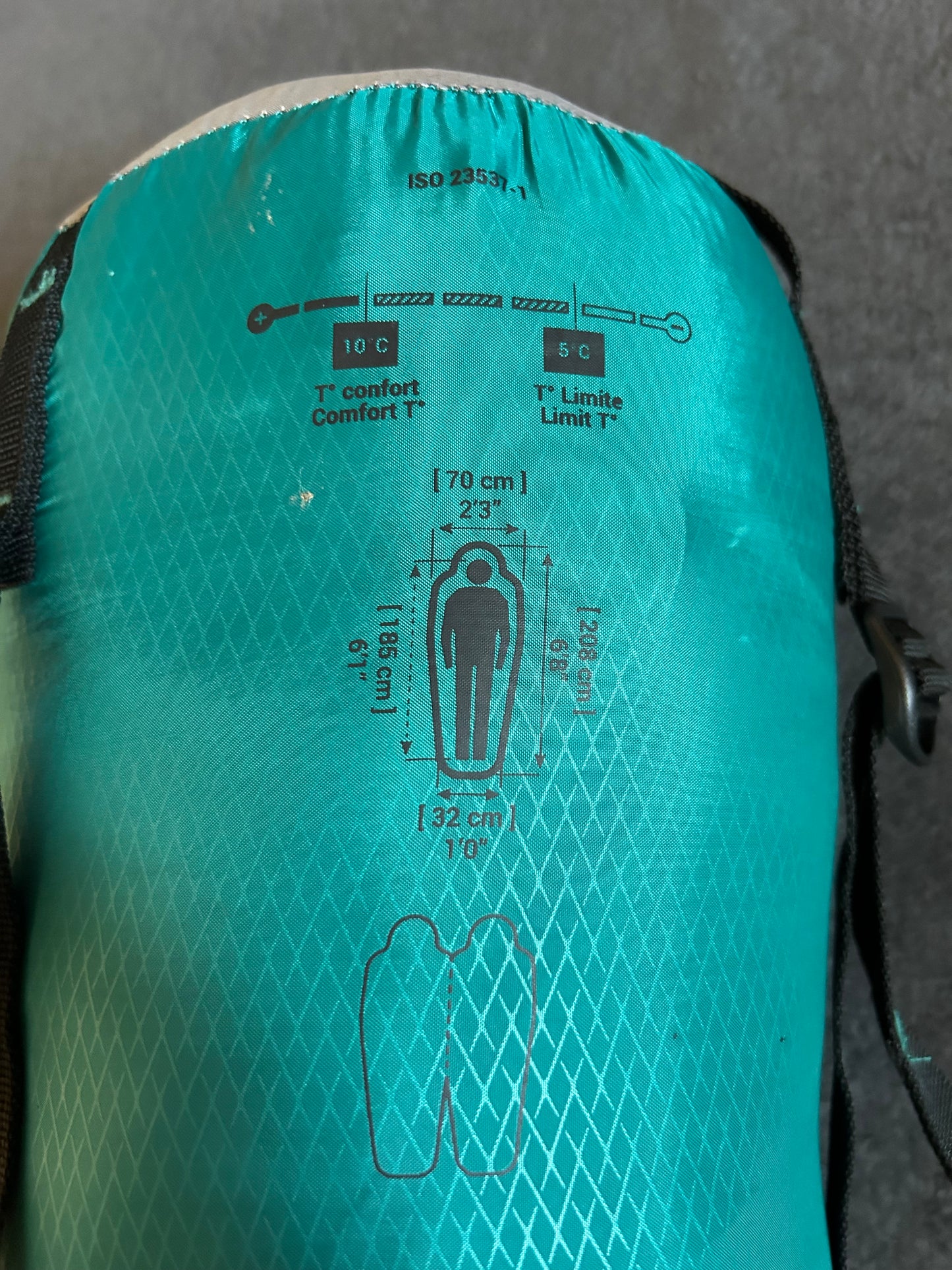 Sac de couchage forclaz d’occasion 10 degrés trek 500. Taille L