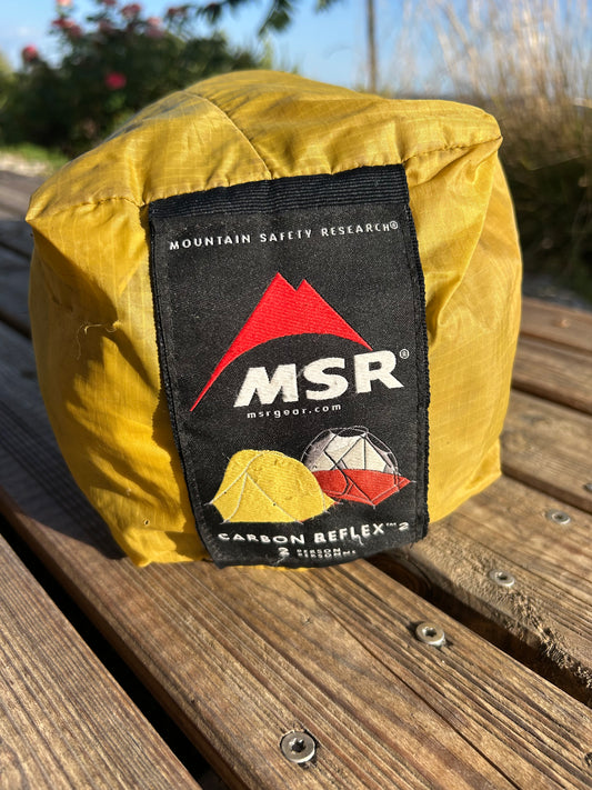 Location tente MSR carbon reflex 2 personnes. 35 euros / week-end et 55 euros / semaine
