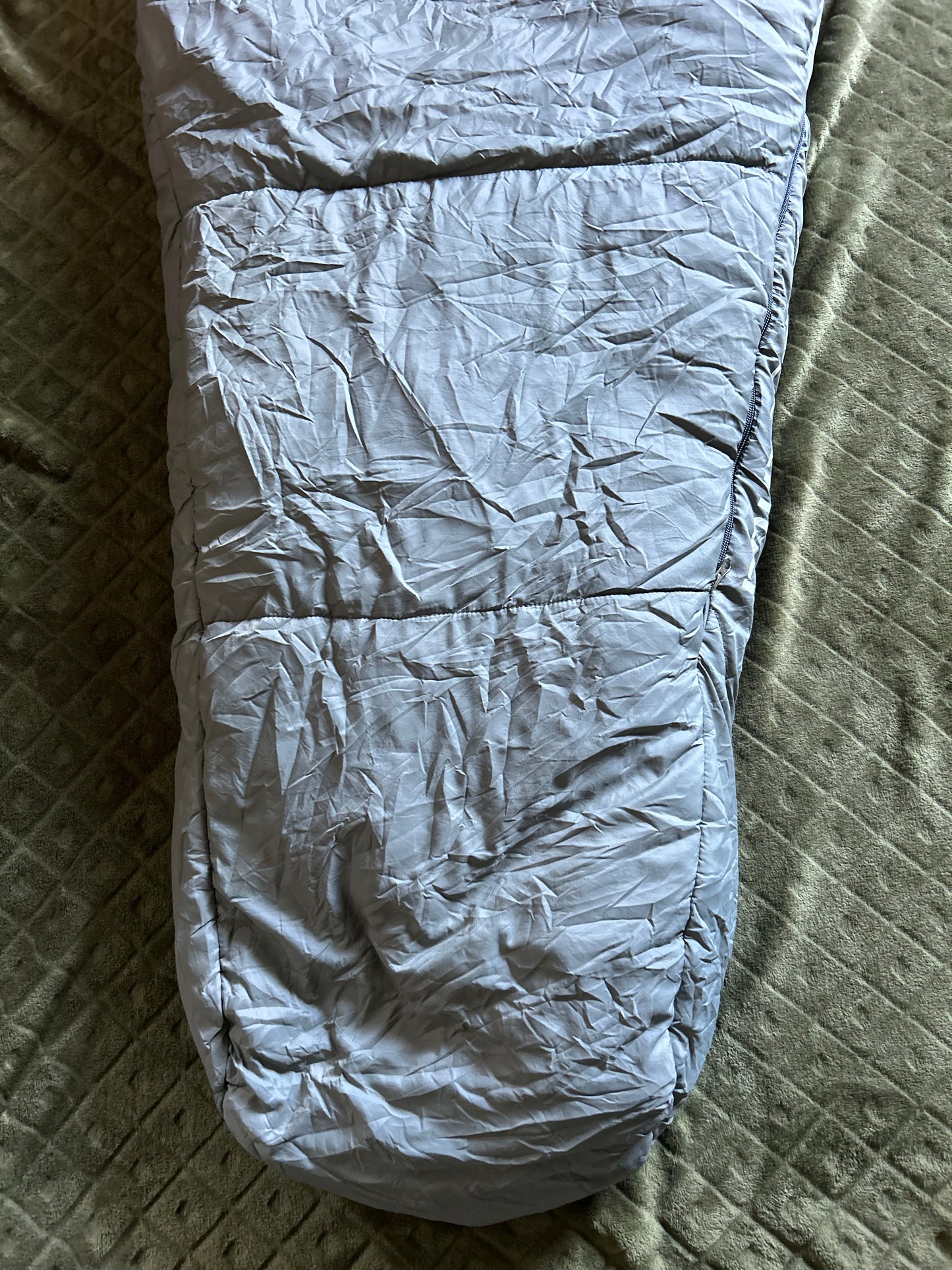 Sac de couchage quechua bionnassay -5 degrés d’occasion. Taille L.