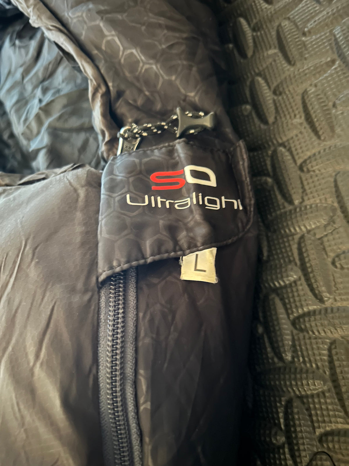 Sac de couchage forclaz d’occasion 0 degrés ultralight. Taille L