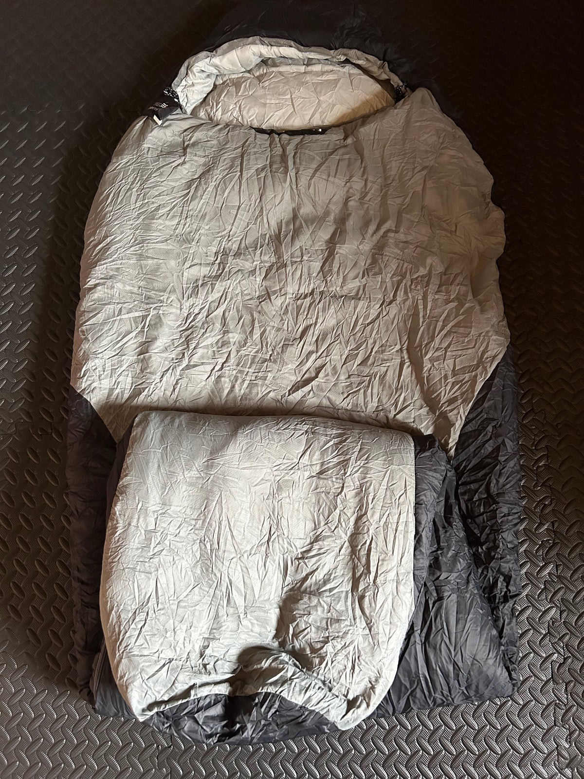Sac de couchage quechua d’occasion 5 degrés ultralight. Taille XL
