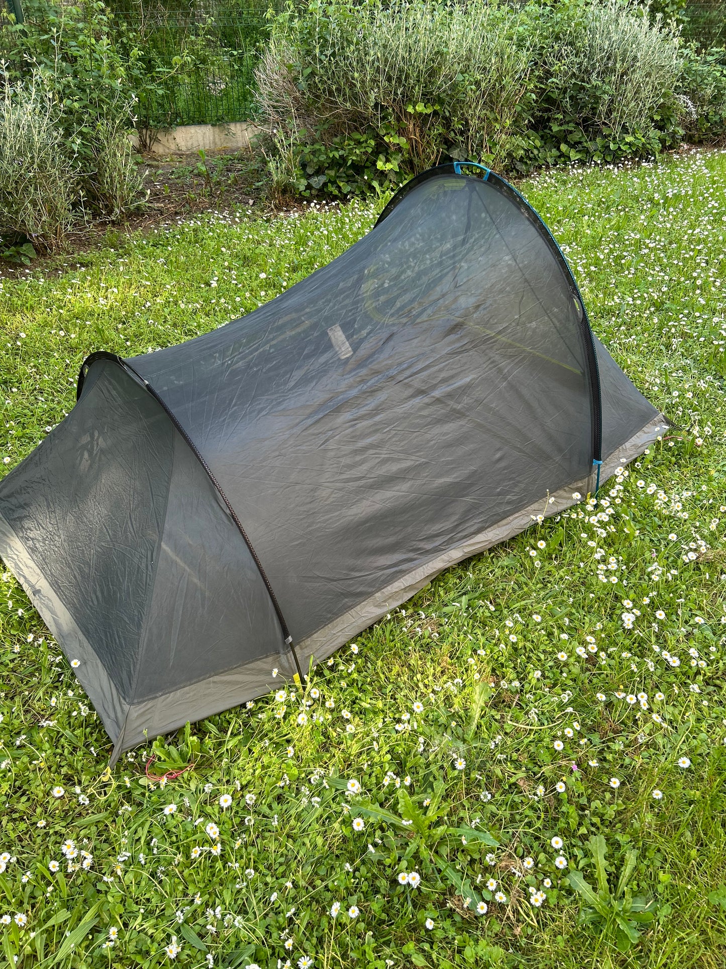 Location tente Camp minima superlight 2. 25 euros le week-end.