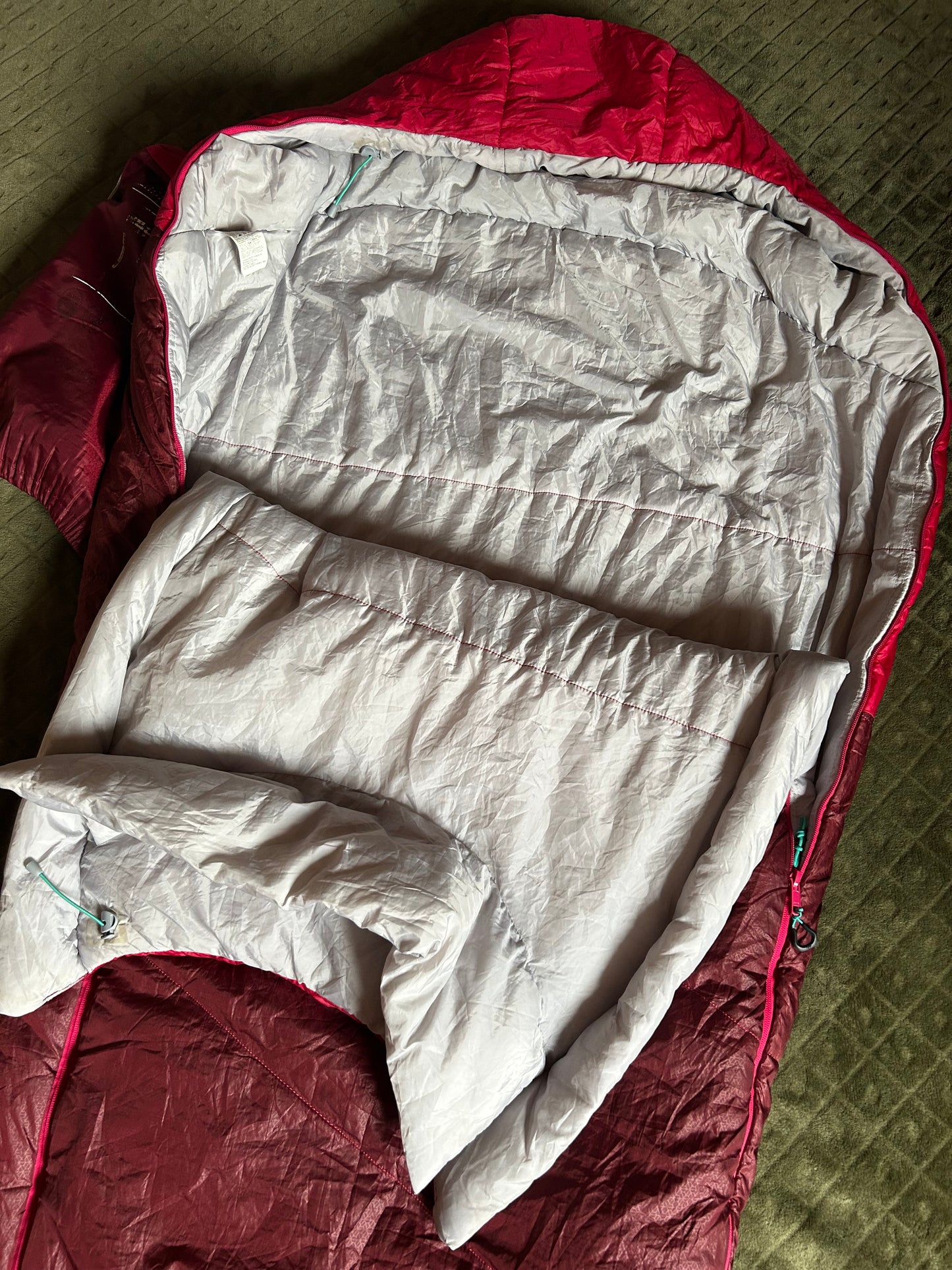 Sac de couchage forclaz d’occasion 0/5 degrés. Taille L