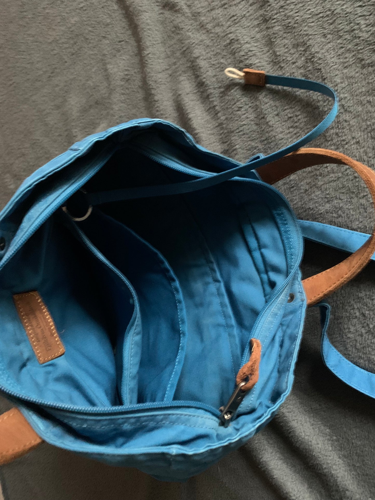 Sac à dos Fjallraven d’occasion.