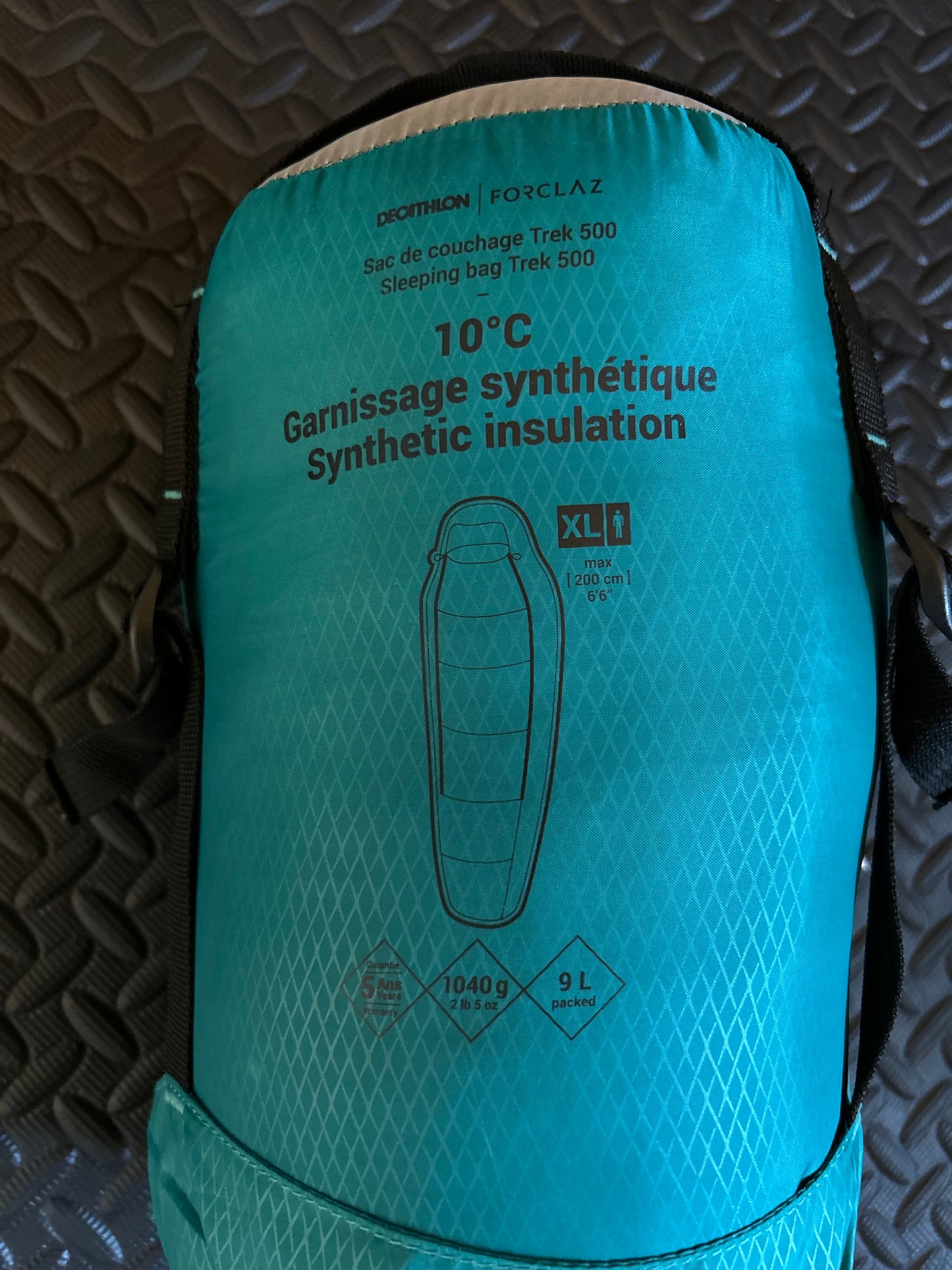 Sac de couchage forclaz d’occasion 10 degrés. Taille XL