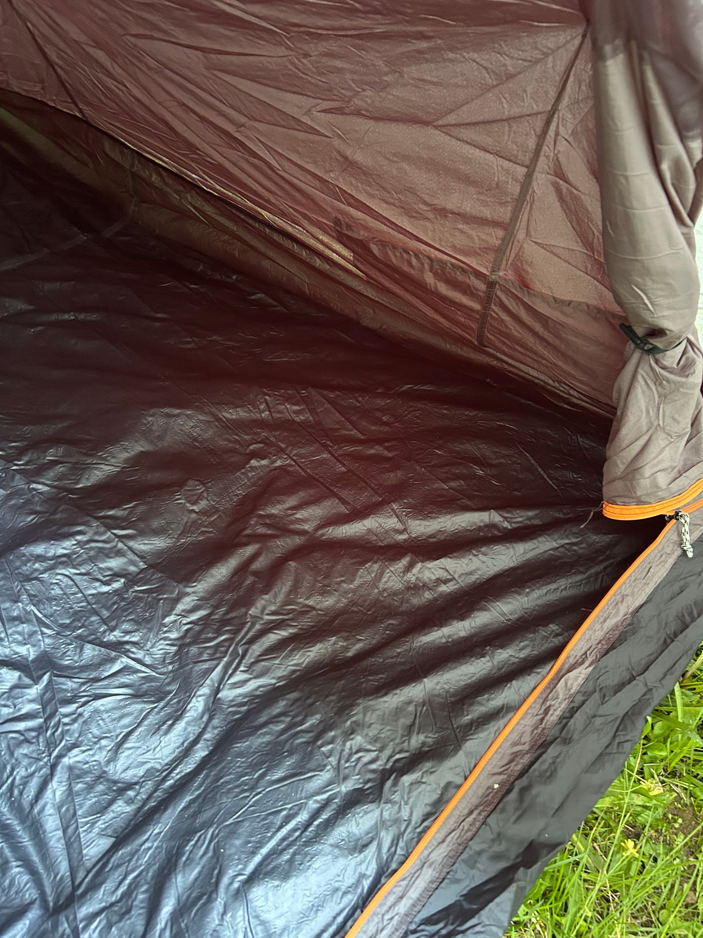 Tente quechua ultralight pro 3 personnes d’occasion à vendre.