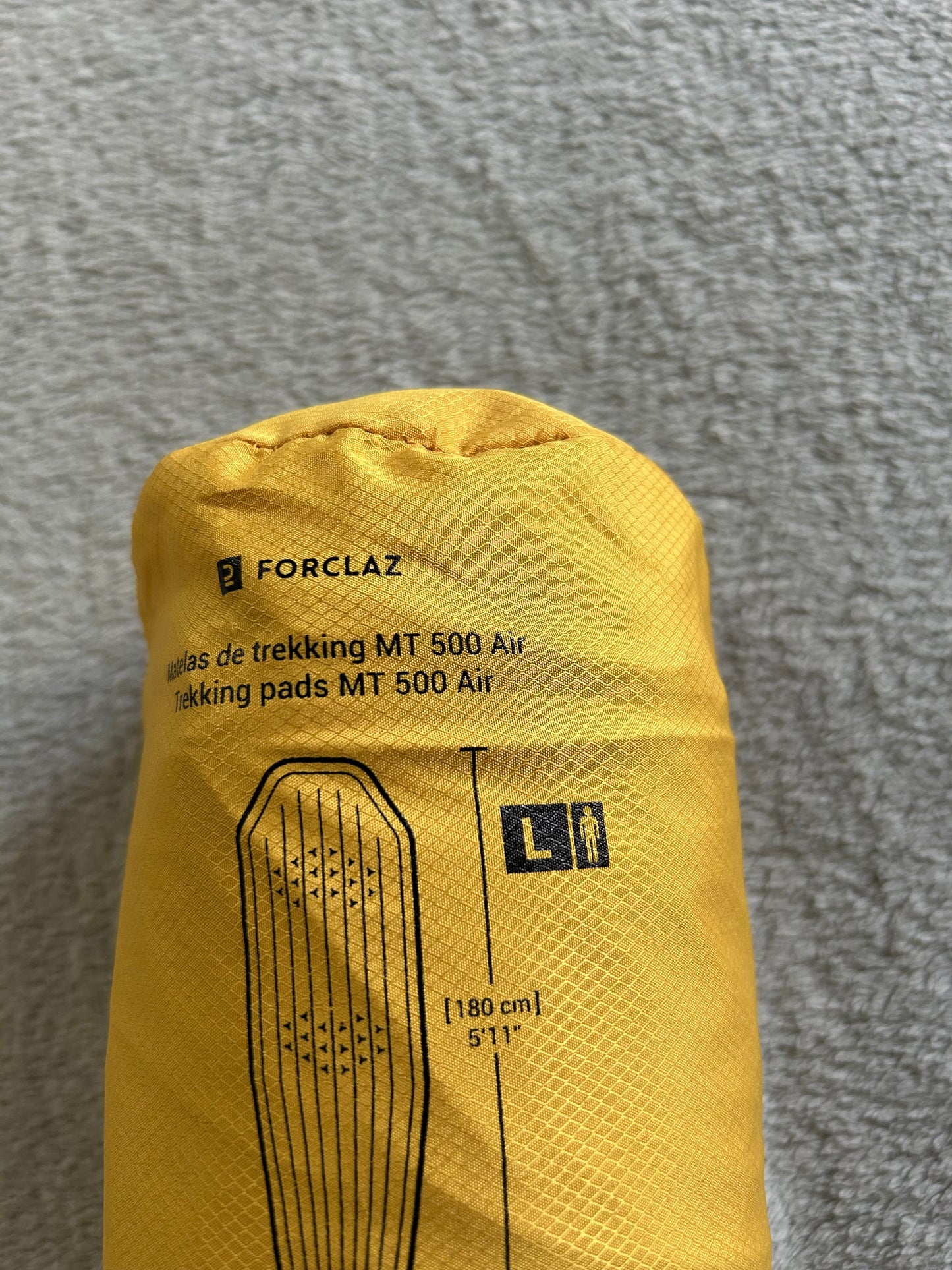 Location matelas gonflable forclaz. Taille L. ( 10 euros / week-end ).