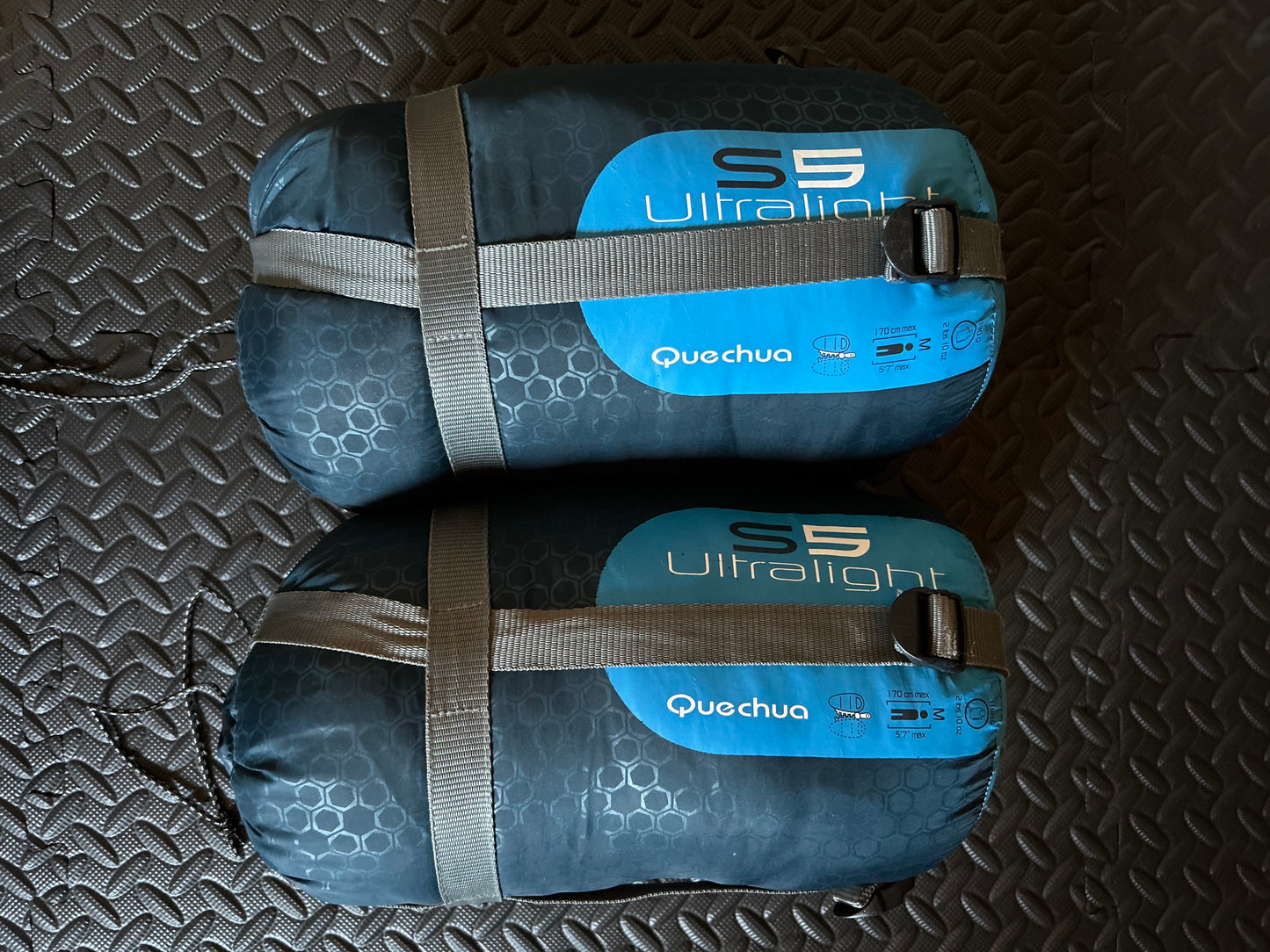 Sac de couchage quechua d’occasion 5 degrés ultralight. Taille M