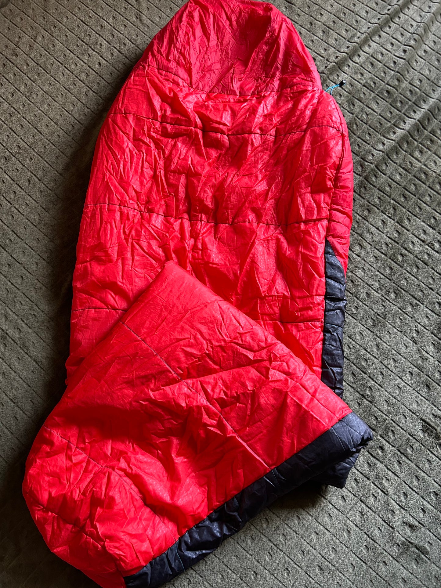 Sac de couchage quechua 0 degrés d’occasion. Taille M