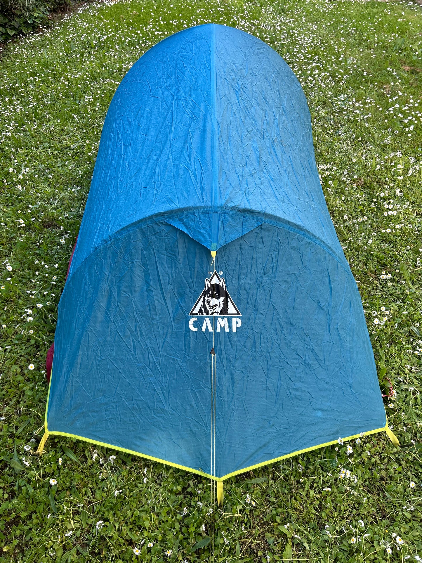 Location tente Camp minima superlight 2. 25 euros le week-end.