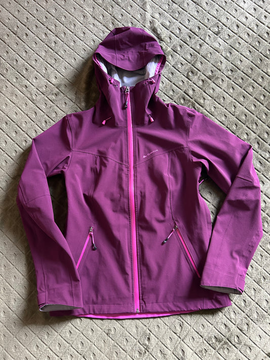 Veste imperméable quechua MH400 d’occasion pour femmes. Taille S