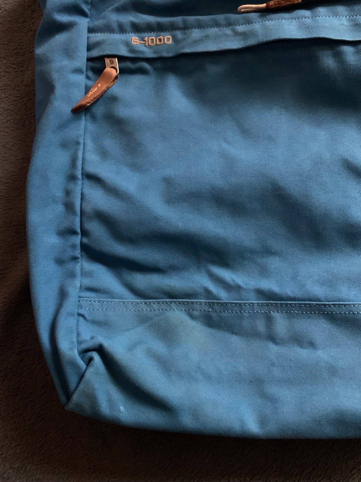 Sac à dos Fjallraven d’occasion.